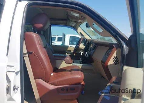 2014 Ford F-250 Lariat z USA, uszkodzony, nr VIN 1FT7W2BT0EEB40821
